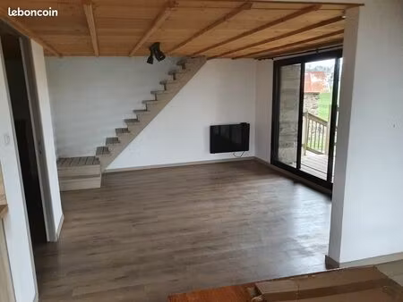 location 2 pieces la chapelle saint florent