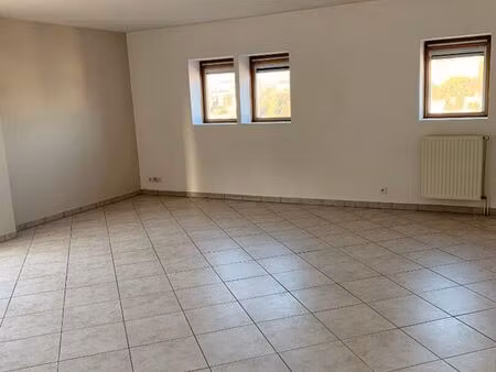 appartement 3 pièces 90 m²