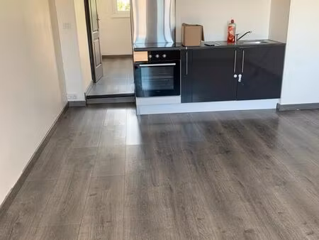 très bel f3 au cœur de riom