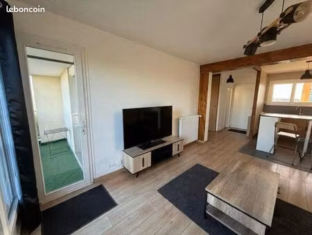 a louer t2 meublé avec balcon expo sud