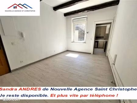appartement en rdc avec cours