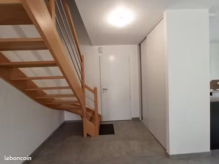 maison 5 pièces 81 m²