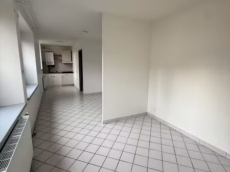 studio 1 pièce 32 m²