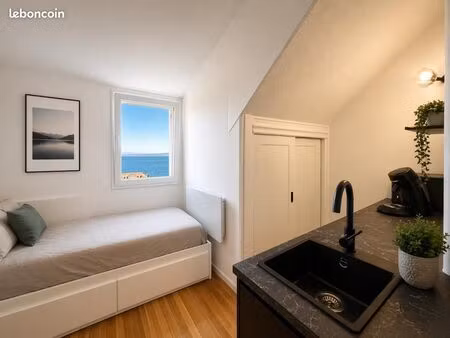 studio 1 pièce 14 m²