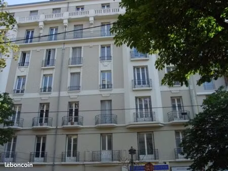 appartement 1 pièce 45 m²