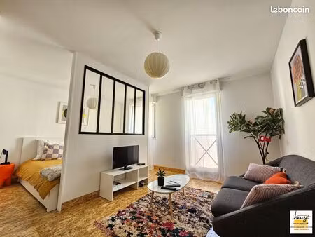 studio 1 pièce 30 m²