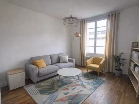 t4 de charme - munieux - bas de chatou