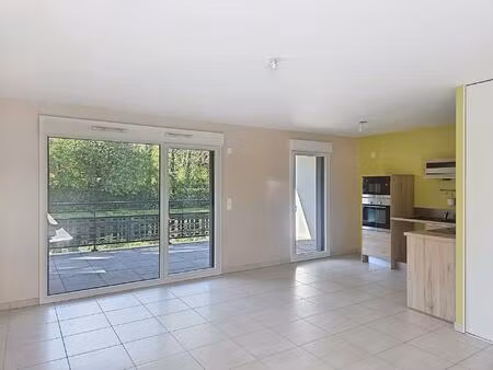 proche dijon - t4 récent + terrasse + garage