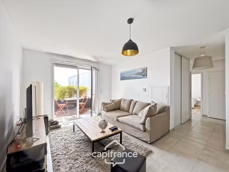 appartement 3 pièces avec loggia  parking - la rochelle  saint maurice