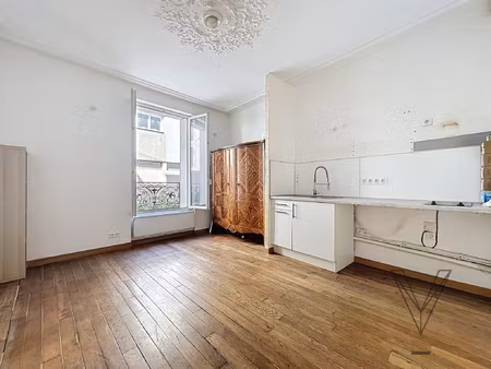 deux pièces compact - charme de l'ancien