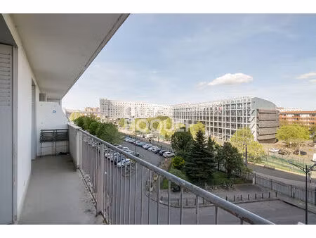 arènes : appartement 4 pièces traversant