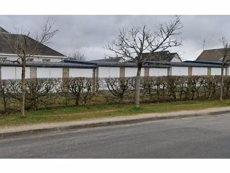 location stationnement  10 m² t- à blois  55 €