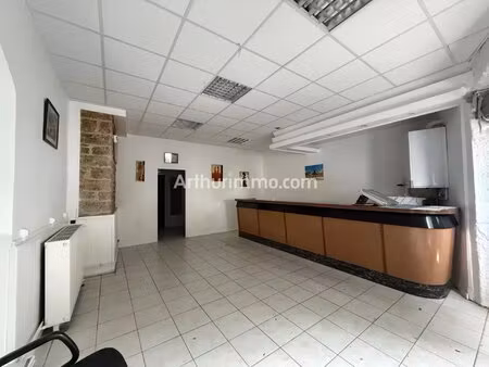 local commercial 2 pièces à lons-le-saunier