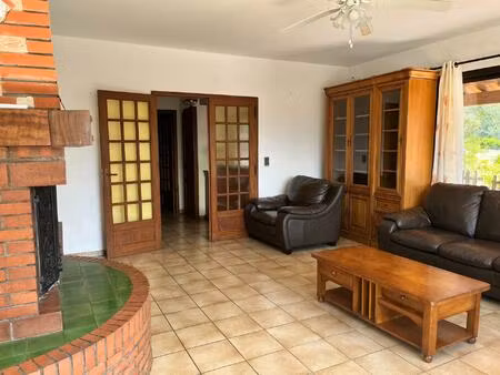 tres belle maison de plein pied avec 4 chambres