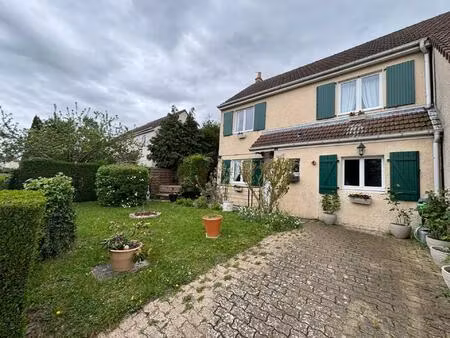 mezidon canon. spacieux pavillon de 4 chambres.