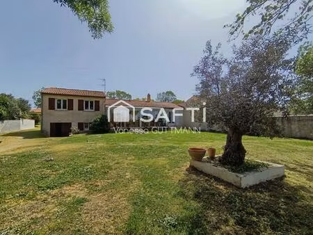 maison familiale au calme - 4 chambres - 3 garages