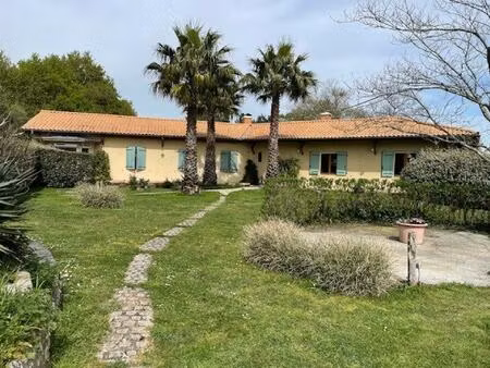 maison 167m² 7pieces  4 chs  ter 2827m2