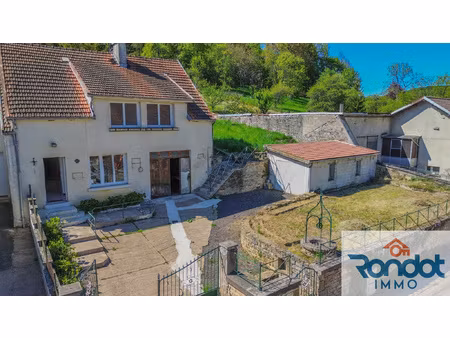 maison 5 pièces / 2 chambres / 110 m2 / 761 m2 terrain + gar