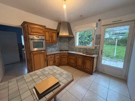 jolie villa 93m2+2 garages & atelier 40m2+garage