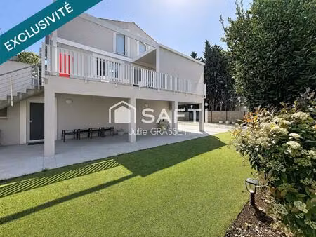 maison style loft avec grand garage et exterieurs