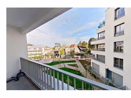 location meublée appartement 4 pièces 75 m² à sceaux (92330)  2 777 €
