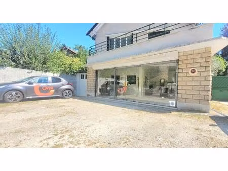 bien commercial à louer