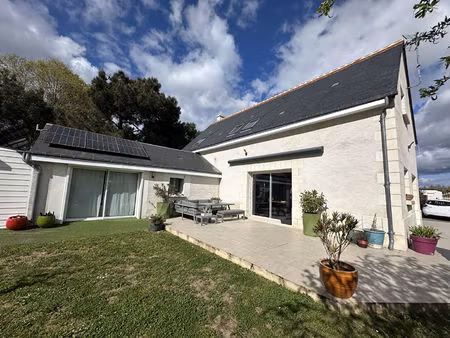 maison la chapelle sur loire 165 m2