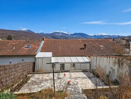 maison de ville avec jardin et garage
