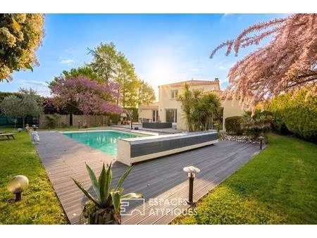 villa familiale avec piscine aux accents du sud