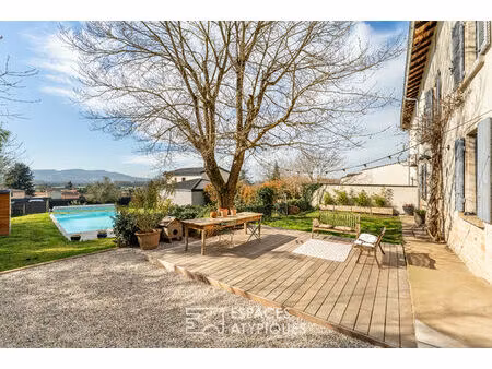demeure de caractère avec jardin et piscine
