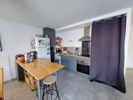location appartement 4 pièces à pont-saint-martin (44860) : à louer 4 pièces / 75m² pont-s