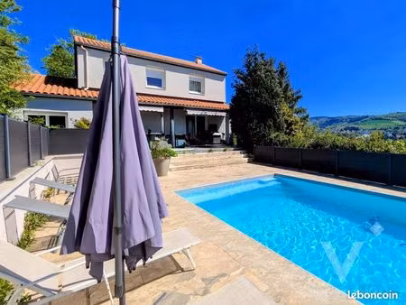 maison 5 pièces 126 m²