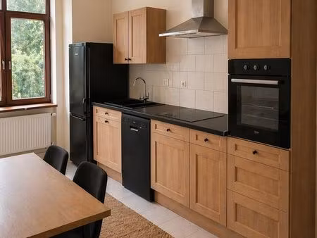 appartement t5 spacieux – 3 chambres + parking