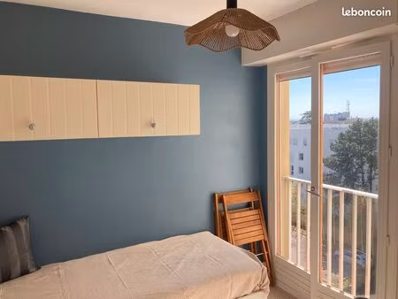 joli studio proche commerces et hôpital