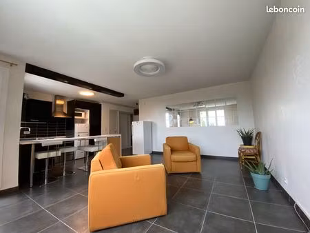 appartement t3 meublé - terrasse et parking