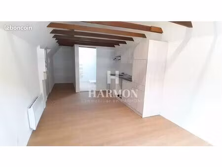 studio 1 pièce 26 m²