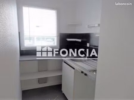 studio 1 pièce 31 m²