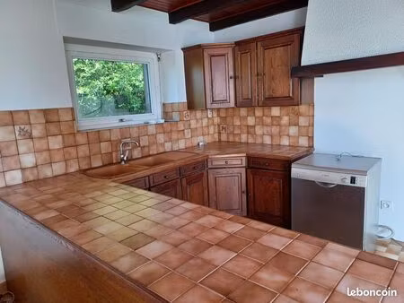 location maison campagne guiscriff