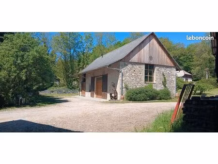 batiment agricole / artisanal + terrain