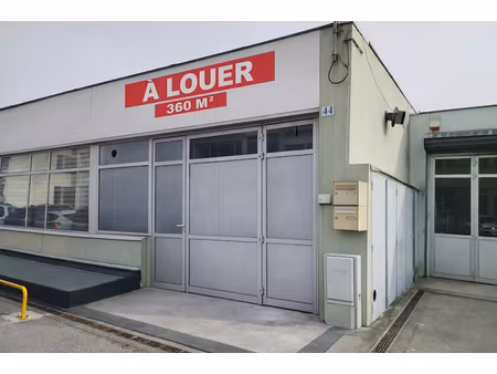location locaux professionnels 0 pièces 362 m² à annecy (74000)  3 380 €