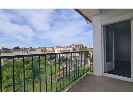 appartement mâcon 69.91 m² t-4 à vendre  106 000 €