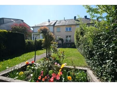 to rent for terraced house 160 m² – 2 800 € |strassen