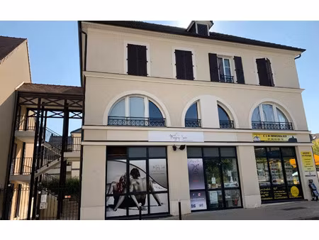 location appartement  65.2 m² t-3 à magny-le-hongre  1 200 €