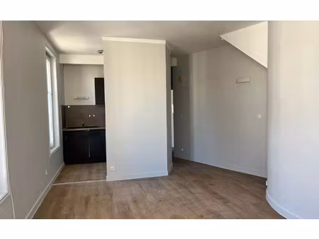 location appartement  38.44 m² t-2 à niort  520 €