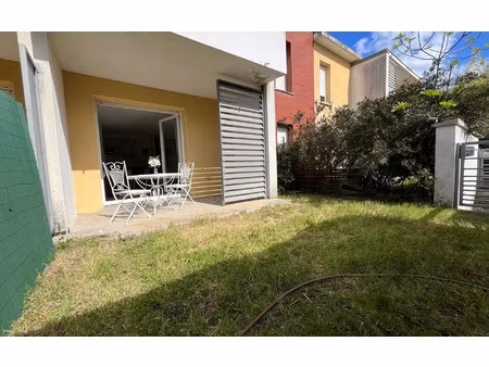 location appartement  m² t-3 à toulouse  875 €