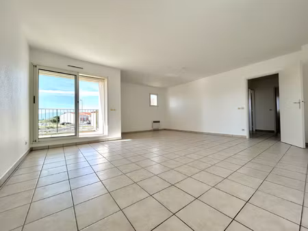 a louer - appartement t4 104m2 secteur saint gaudérique