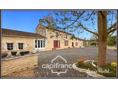 vente maison piscine à champigny-le-sec (86170) : à vendre piscine / 200m² champigny-le-se