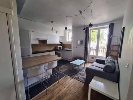 location appartement 3 pièces meublé à nantes (44000) : à louer 3 pièces meublé / 49m² nan