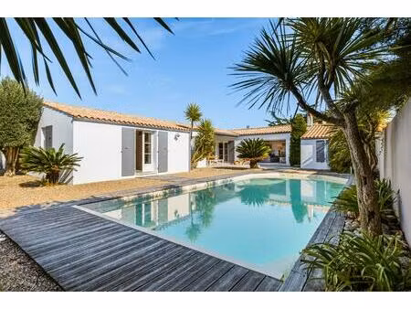 villa de charme à l'esprit balnéaire entre village et océan