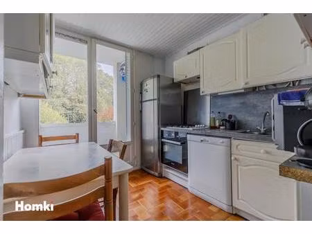 appartement t3 de 68 m2 à caluire-et-cuire 69300  rue pasteur